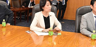 【リハビリテーションを考える議員連盟】上野厚労大臣・片山財務大臣へのリハビリテーション施策に関する要望活動