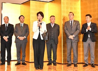 【全日本トラック事業政治連盟 冬季懇談会】物流業界の課題を共有