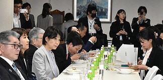 【鳥獣被害対策特別委員会】取組状況と推進方針、クマによる人身被害対応や猟銃所持許可についてなど現場の実情も踏まえた意見交換