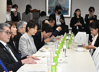 【鳥獣被害対策特別委員会】取組状況と推進方針、クマによる人身被害対応や猟銃所持許可についてなど現場の実情も踏まえた意見交換