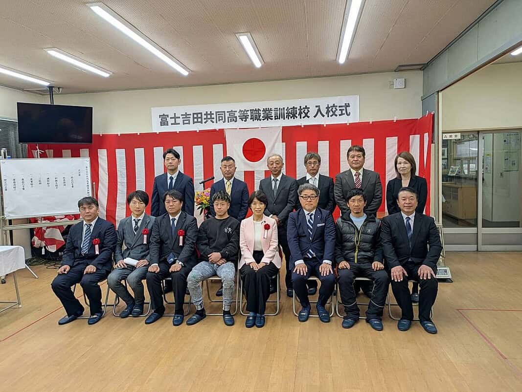 1280_669125994_3085483771660120_452318627175674295_n