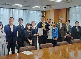 【自民党母子寡婦福祉対策推進議員連盟】黄川田仁志内閣府特命担当大臣にひとり親家庭への支援強化を要望
