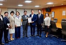 【アトピー性皮膚炎患者に寄り添う勉強会】上野厚生労働大臣に医療連携体制の強化や標準治療薬の保険適用維持を要望