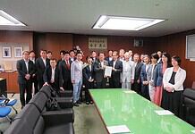 バス議員連盟として金子国土交通大臣に地域公共交通の維持・確保に向けた提言を申し入れ