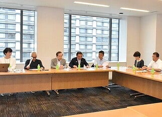 【茅葺き文化伝承議員連盟】に出席、安藤邦廣代表理事が「脱炭素社会における茅葺き文化の継承」を講演