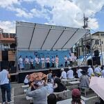 各地の市民夏祭りや花火大会に伺い、フードサポート事業でパンの包装や配付をお手伝い、ふれあい集会を開催